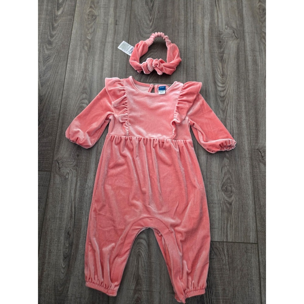 Old navy baby girl romper 6-12 mos